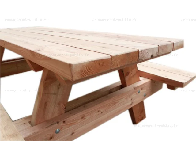 Table de pique-nique en mélèze